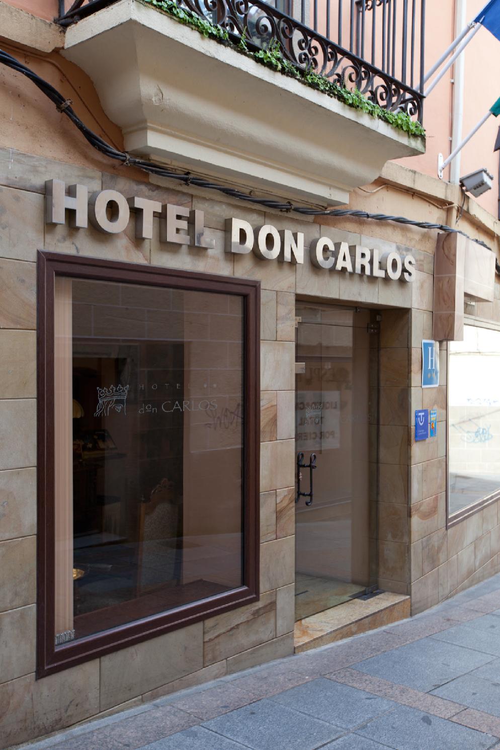 Hotel Don Carlos Cáceres Exterior photo